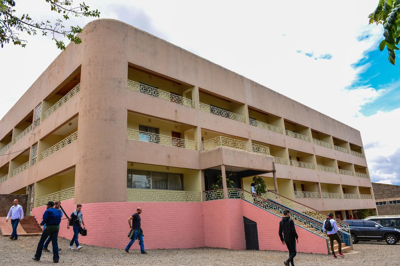 Seasons Narok Hotel Exterior foto